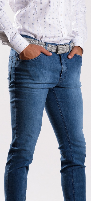 Bledomodré Extra Slim Fit džínsy