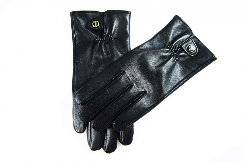 Čierne kožené rukavice