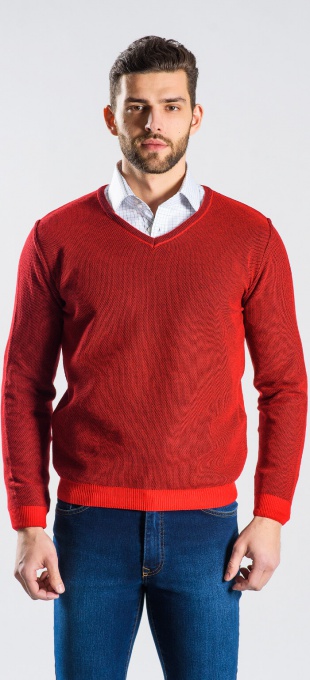 Červený bavlnený pulóver
