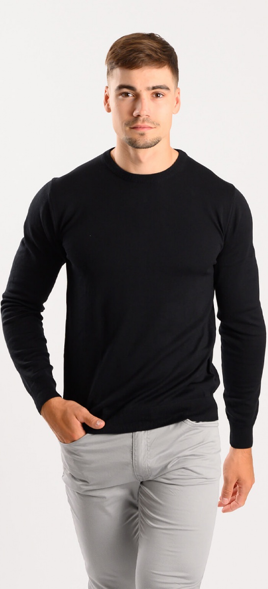 Black cotton crewneck