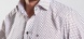 Biela Slim Fit košeľa s hnedým vzorom